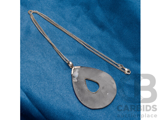 Sterling Silver Vintage Carved Onyx Pendant & 45cm Curb Link Necklace, 12.09 Grams