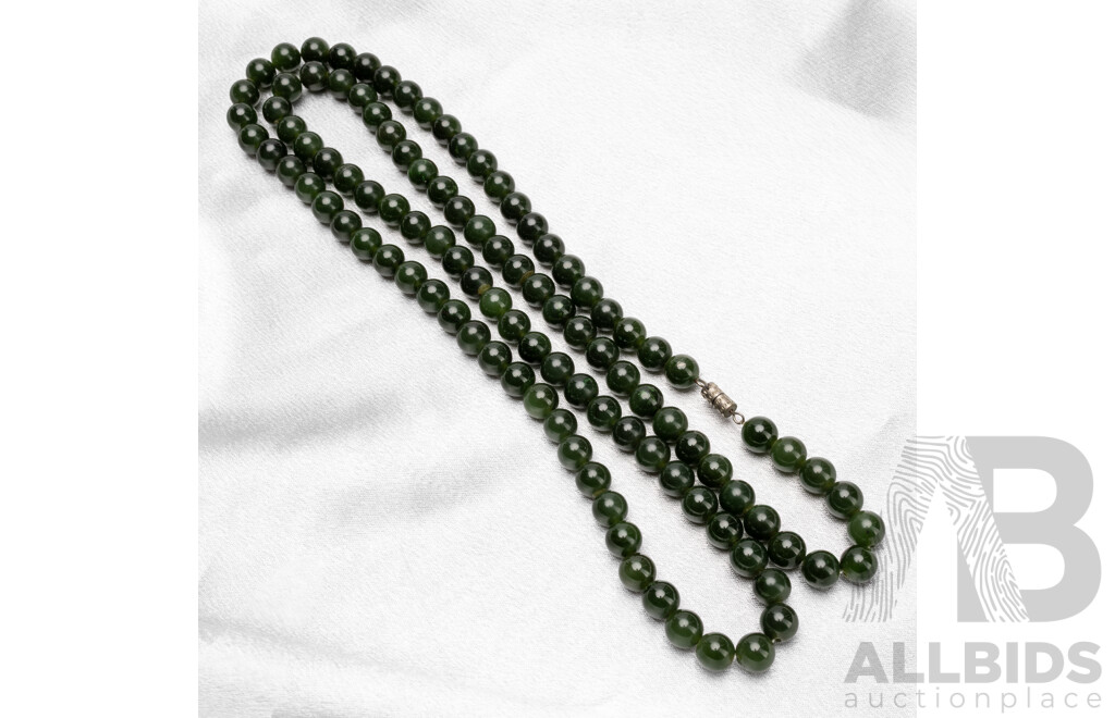 Vintage Dark Green Nephrite Jade Beaded Necklace. Length - 80cms