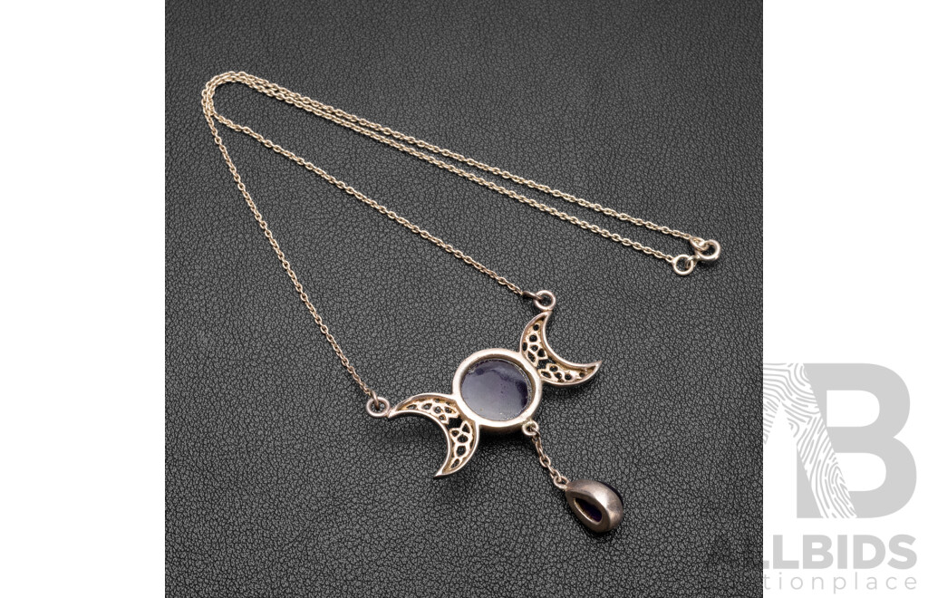Sterling Silver Amethyst Triple Moon Goddess Necklace, 45cm, 10.69 Grams
