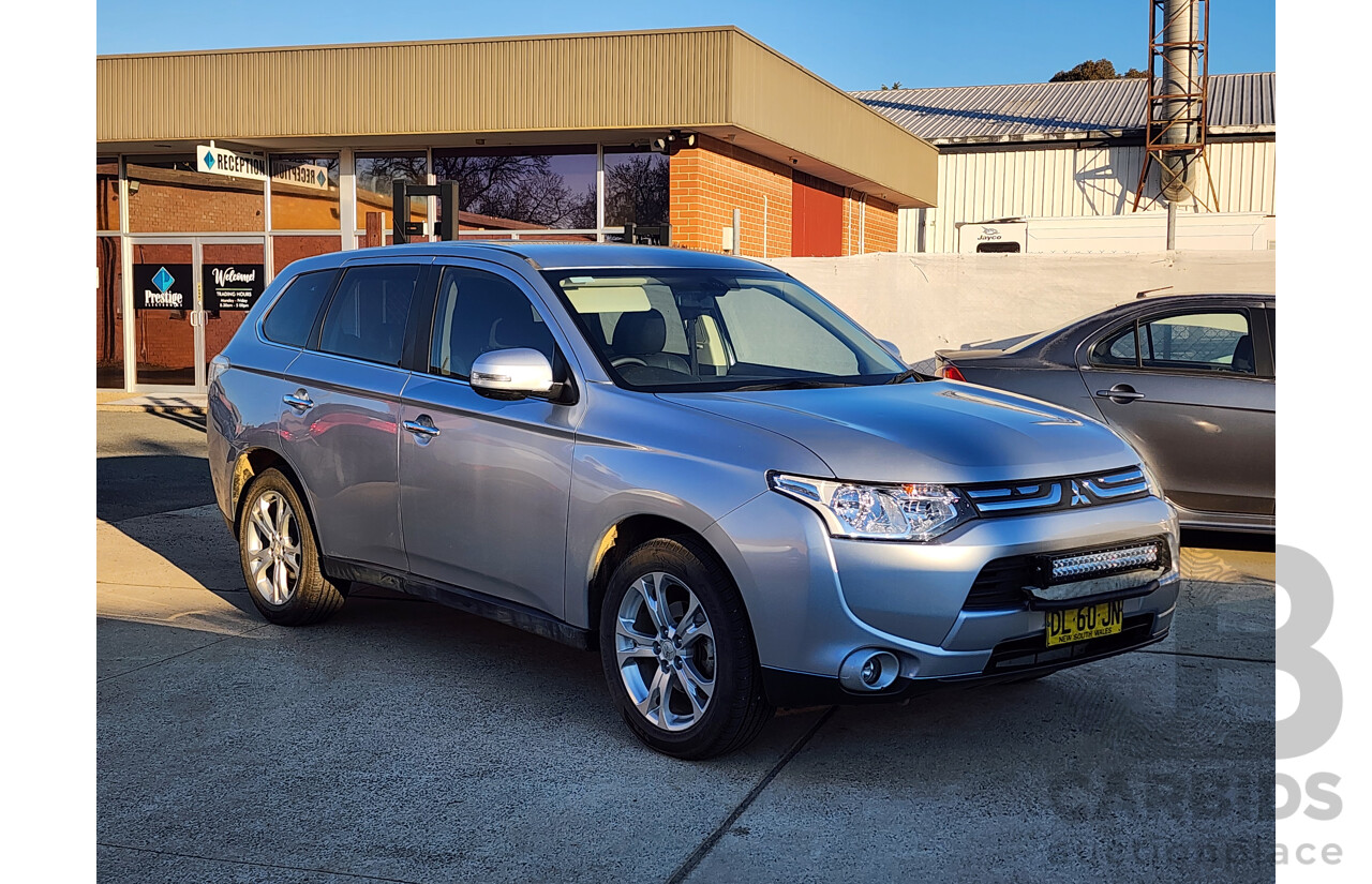 11/2012 Mitsubishi Outlander Aspire (4x4) ZJ 4d Wagon Silver 2.4L