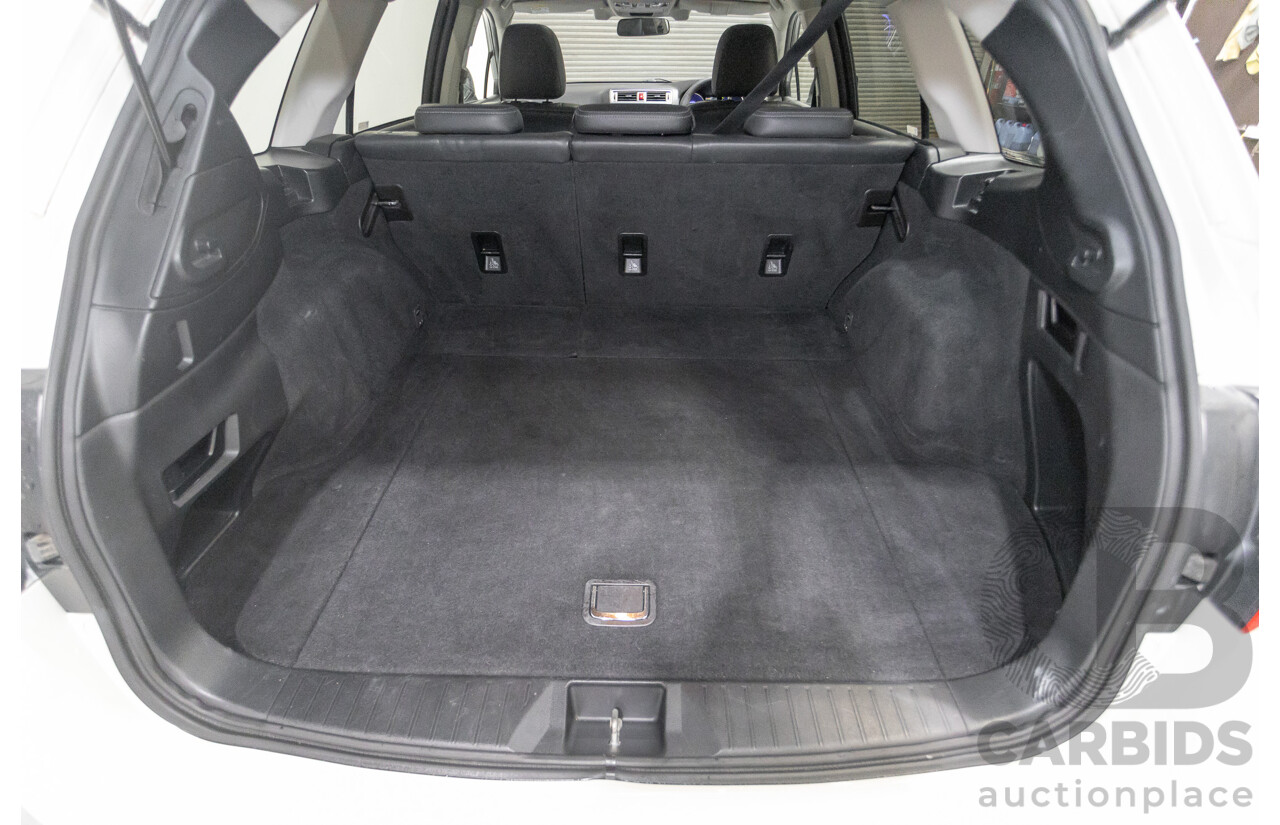 10/2015 Subaru Outback 2.5i Premium (AWD) MY15 4d Wagon Crystal White Pearl 2.5L