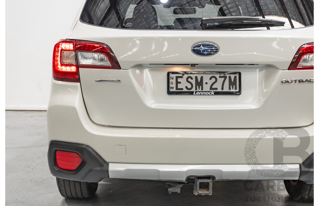 10/2015 Subaru Outback 2.5i Premium (AWD) MY15 4d Wagon Crystal White Pearl 2.5L