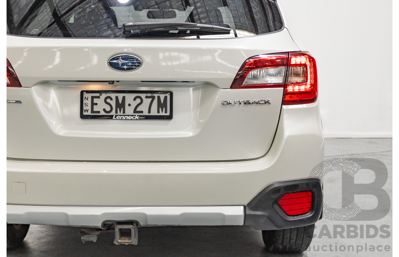 10/2015 Subaru Outback 2.5i Premium (AWD) MY15 4d Wagon Crystal White Pearl 2.5L