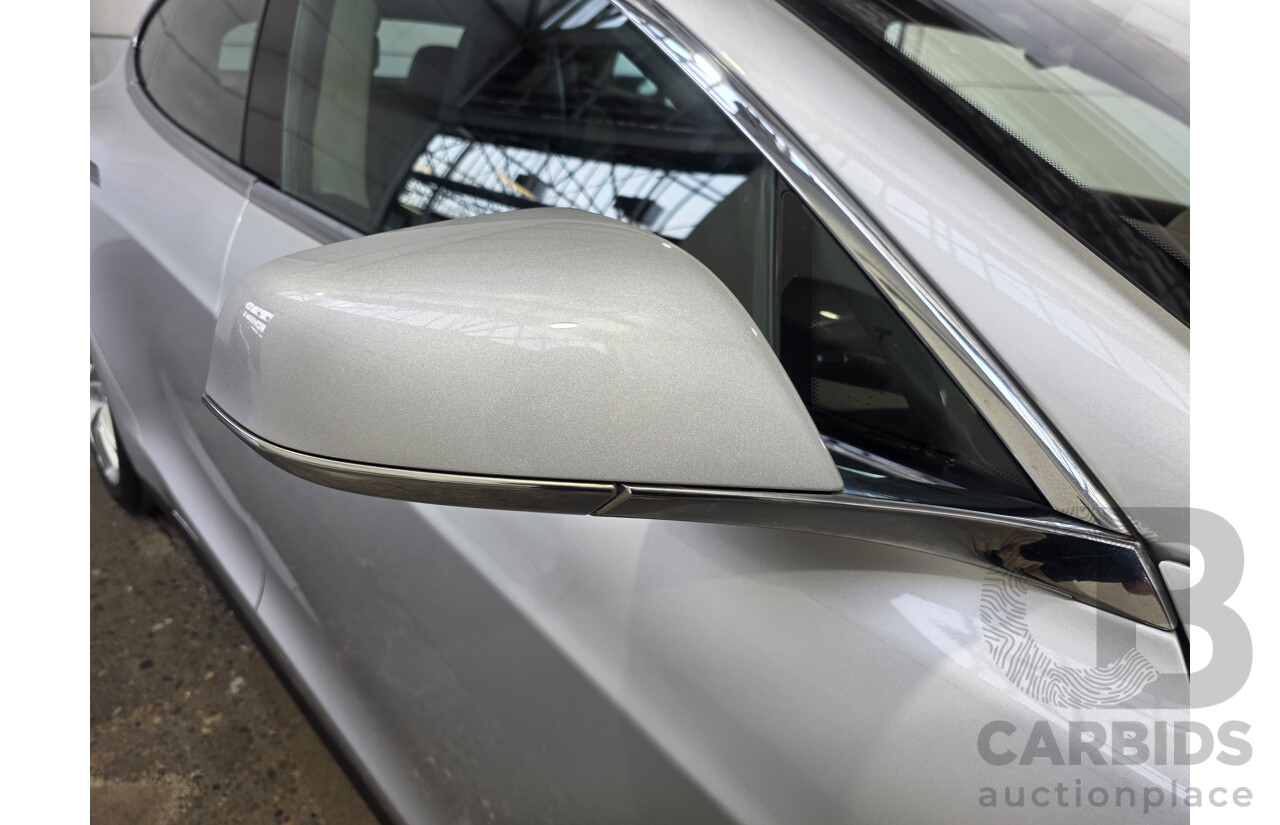 11/2014 Tesla Model S 85 (RWD) 4D Hatchback Silver Electric