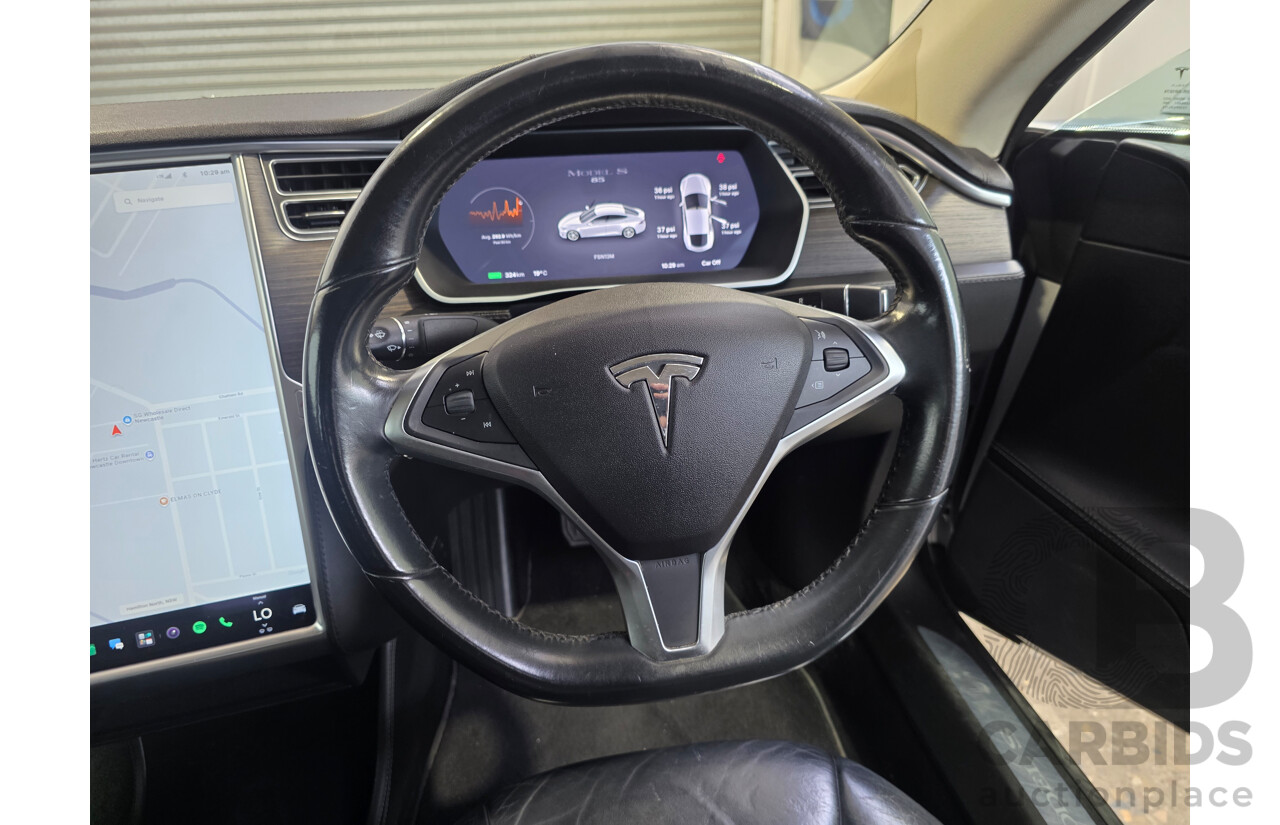 11/2014 Tesla Model S 85 (RWD) 4D Hatchback Silver Electric