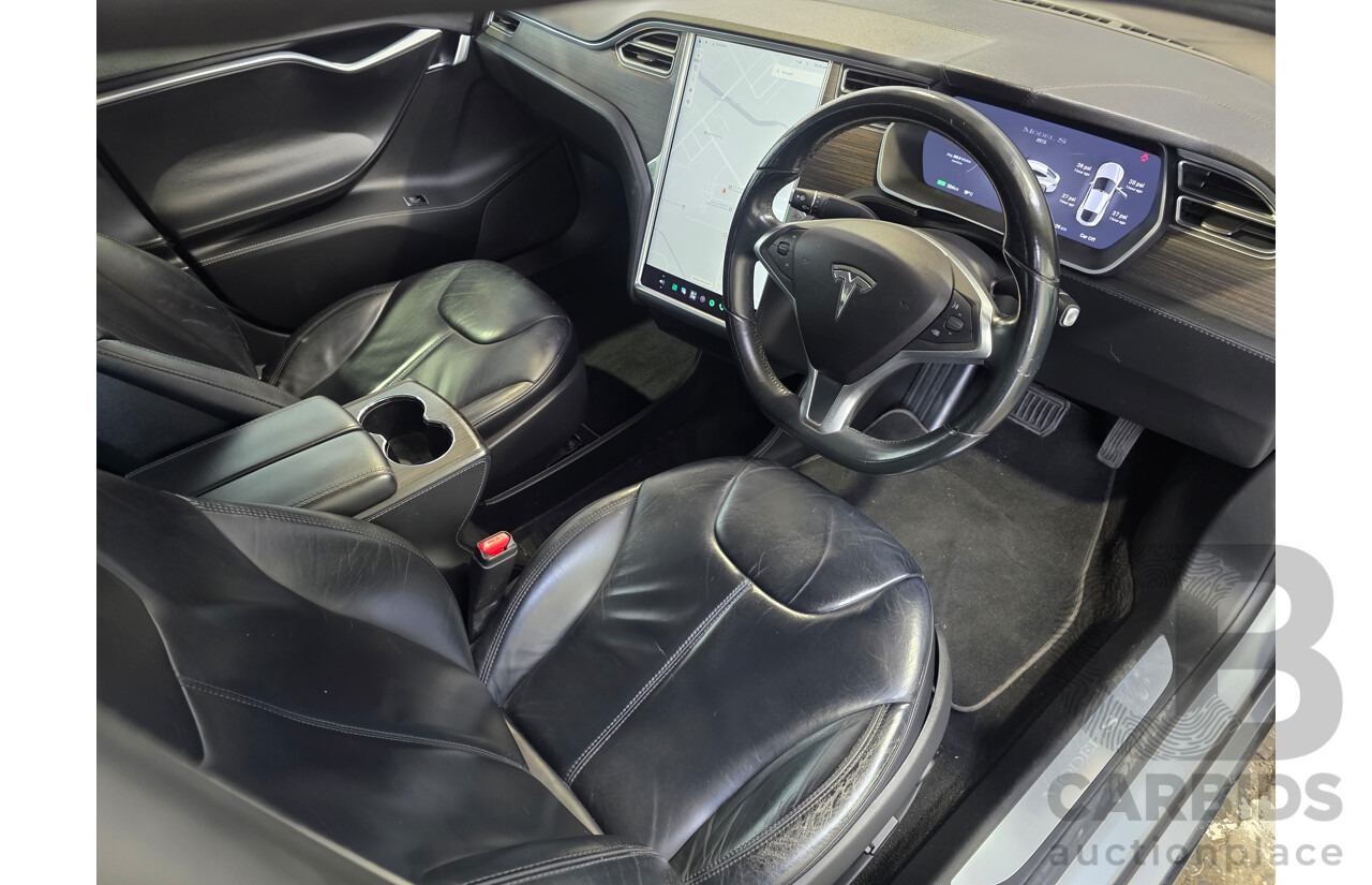 11/2014 Tesla Model S 85 (RWD) 4D Hatchback Silver Electric