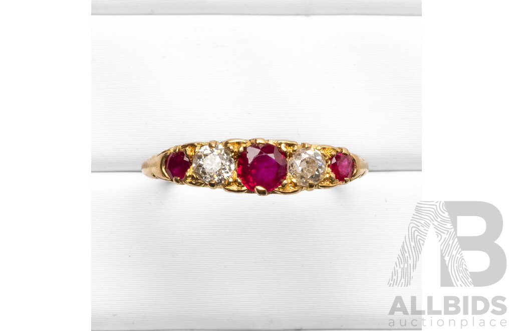 Vintage 18ct Yellow Gold Diamond & Ruby Ring - Size M