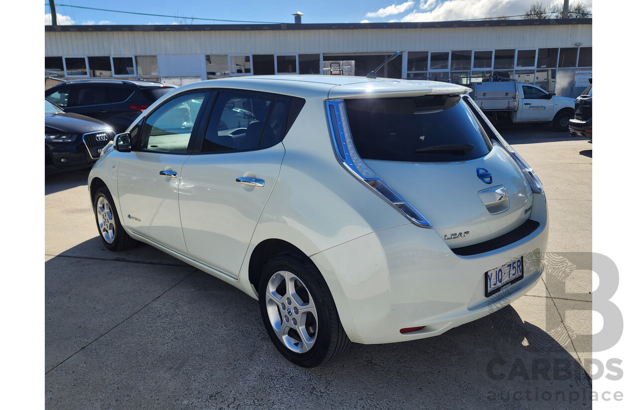08/2013 Nissan Leaf ZE0 5d Hatchback White 0.0