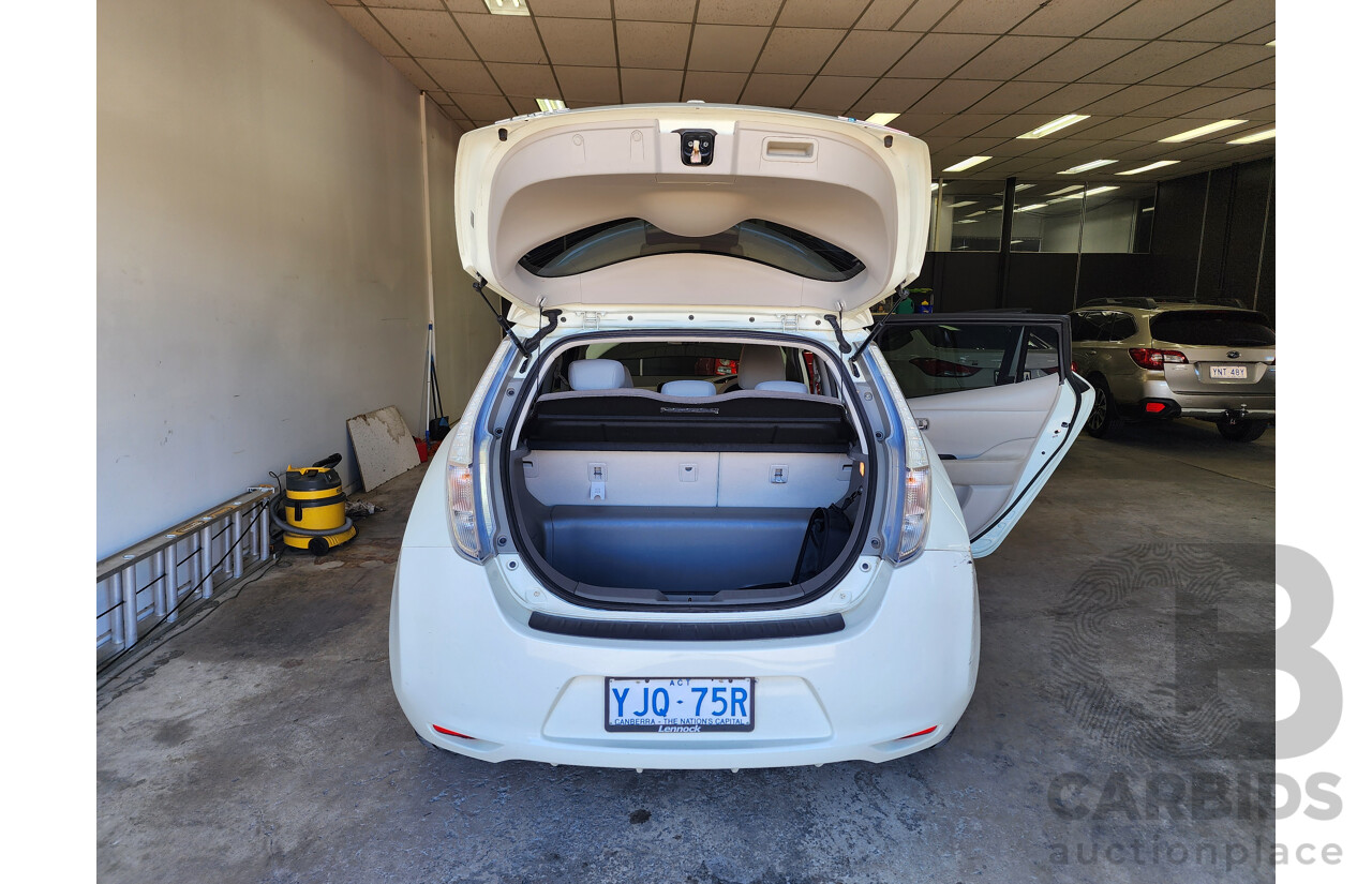 08/2013 Nissan Leaf ZE0 5d Hatchback White 0.0
