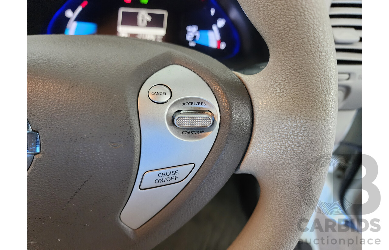 08/2013 Nissan Leaf  ZE0 5d Hatchback White 0.0
