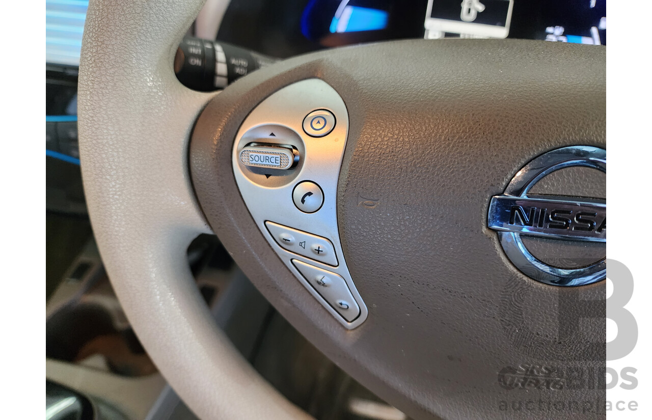 08/2013 Nissan Leaf  ZE0 5d Hatchback White 0.0