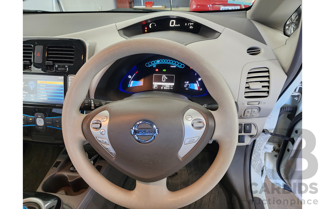 08/2013 Nissan Leaf  ZE0 5d Hatchback White 0.0