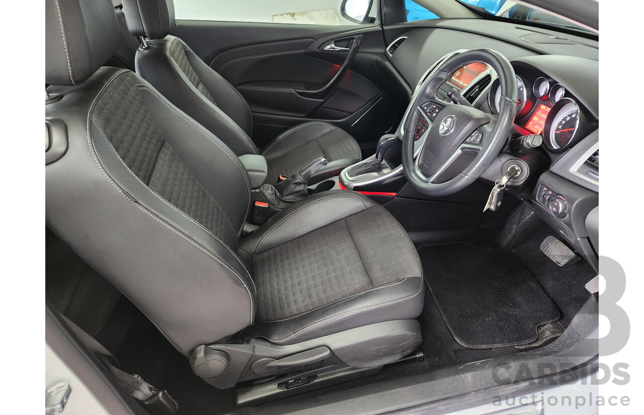 07/2015 Holden Astra GTC PJ 3d Hatchback White 1.6L