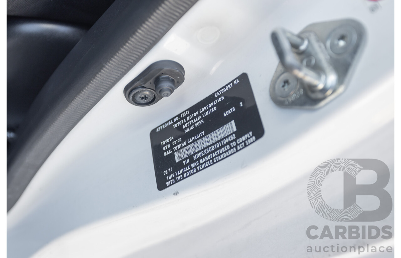 6/2016 Toyota Hilux Workmate TGN121R C/Chas Glacier White 2.7L