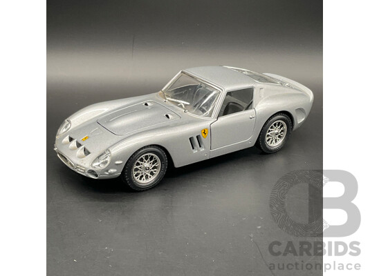 BURAGO Ferrari 250 GTO (1962) 1:24 Scale Model Car 0510