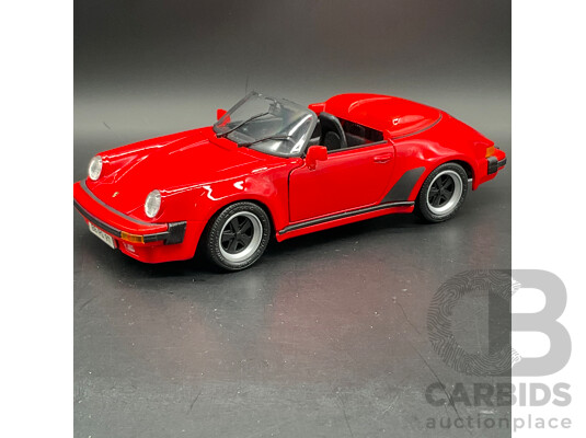 MAISTO Special Edition Porsche 911 Speedster 1:18 Scale Model Car 31802
