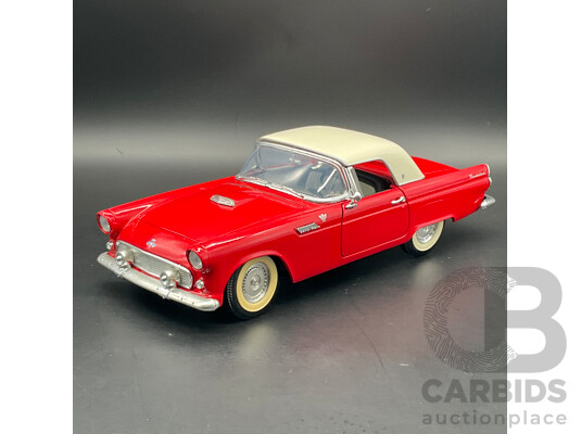 ROAD TOUGH Ford Thunderbird (1955) 1:18 Scale Model Car 92068