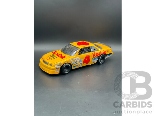 AMERICAN MUSCLE Kodak Film Chevrolet 1:18 Scale Model Car 7450