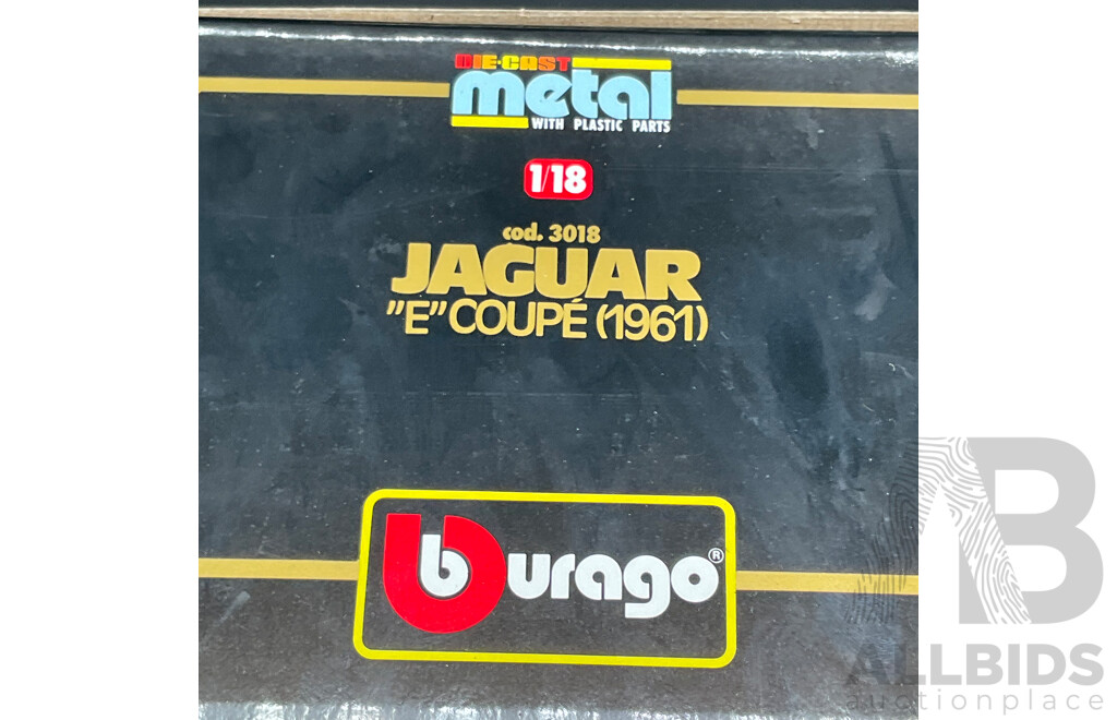 BURAGO Jaguar ''E'' Coupe (1961) 1:18 Scale Model Car 3018