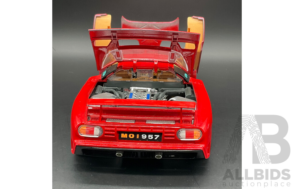 BURAGO Bugatti EB 110 (1991) 1:18 Scale Model Car 3055