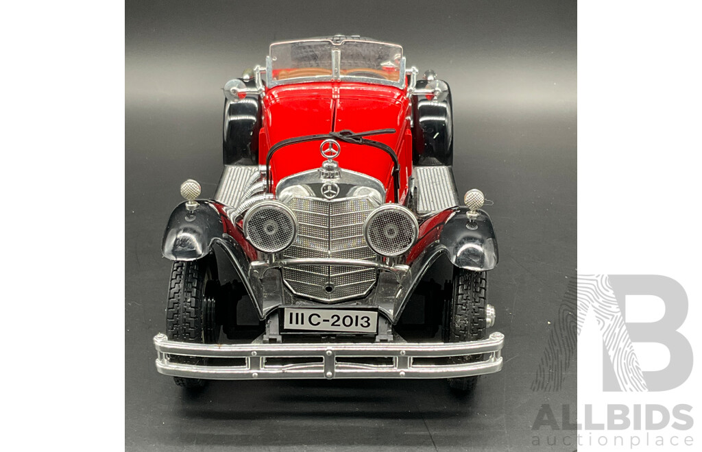 BURAGO Mercedes Benz SSK (1928) 1:18 Scale Model Car 3009