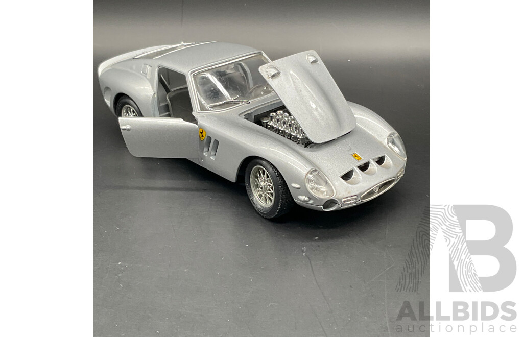 BURAGO Ferrari 250 GTO (1962) 1:24 Scale Model Car 0510