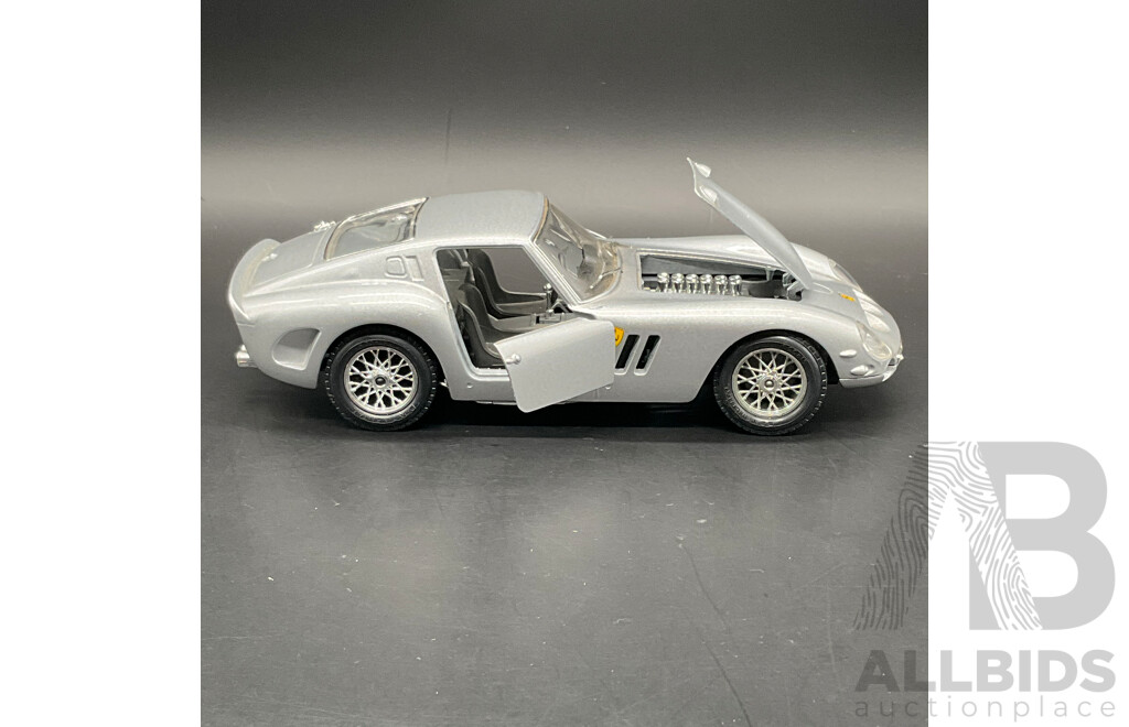 BURAGO Ferrari 250 GTO (1962) 1:24 Scale Model Car 0510