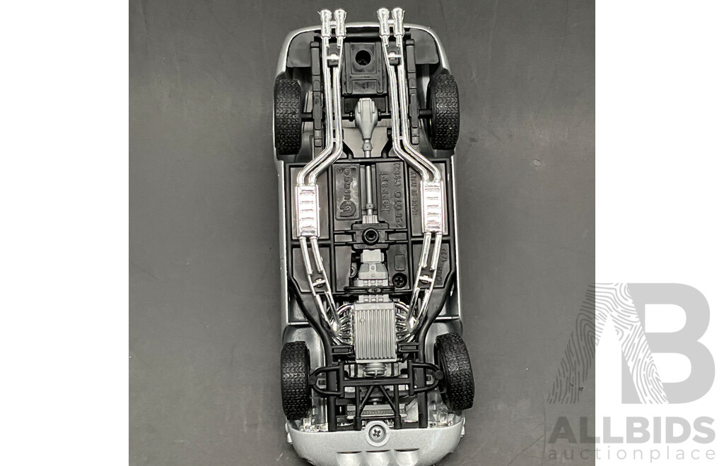 BURAGO Ferrari 250 GTO (1962) 1:24 Scale Model Car 0510