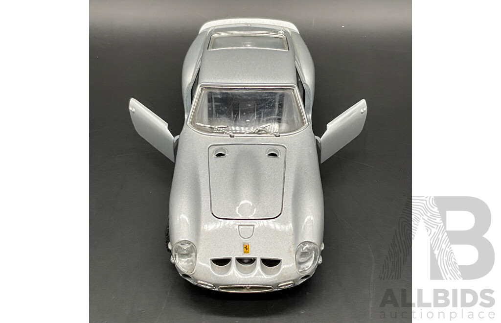 BURAGO Ferrari 250 GTO (1962) 1:24 Scale Model Car 0510