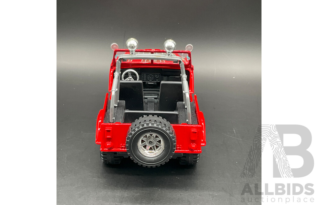 BURAGO Jeep Wrangler 1:24 Scale Model Car 0197
