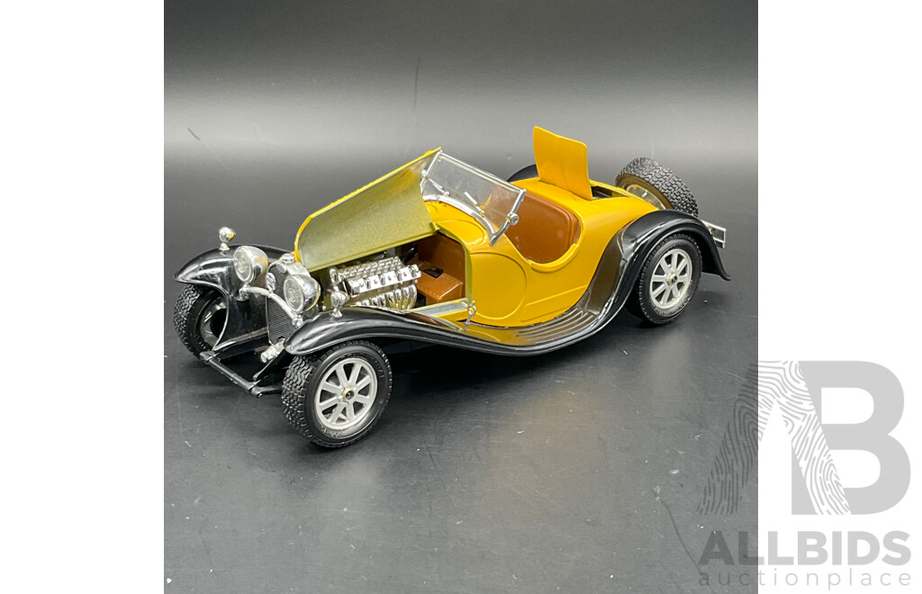BURAGO Bugatti ''Type 55'' (1932) 1:24 Scale Model Car 0538