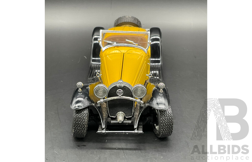 BURAGO Bugatti ''Type 55'' (1932) 1:24 Scale Model Car 0538