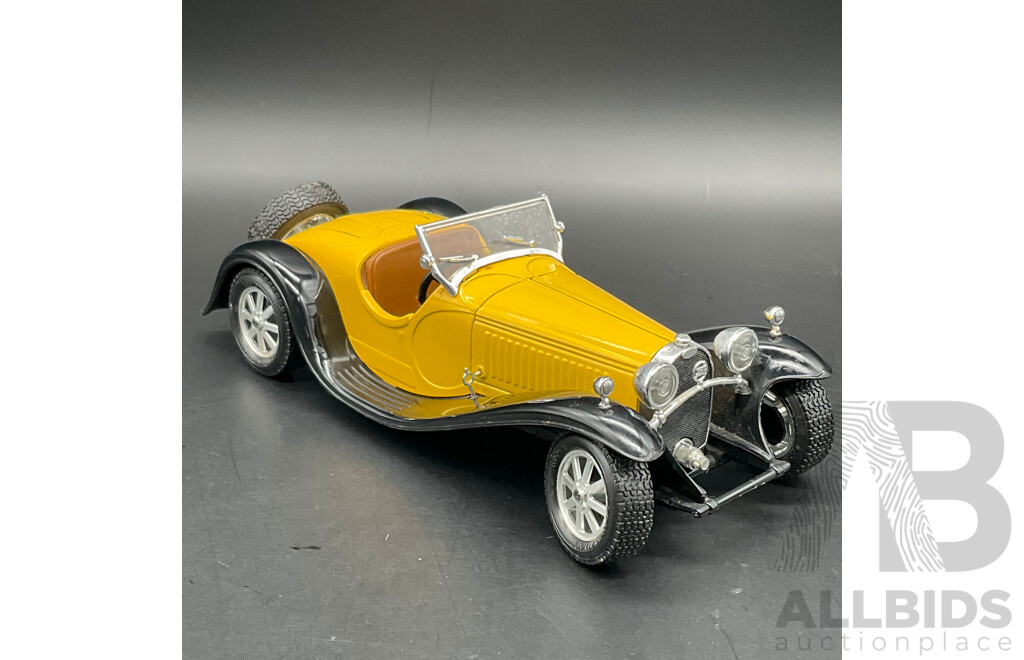 BURAGO Bugatti ''Type 55'' (1932) 1:24 Scale Model Car 0538