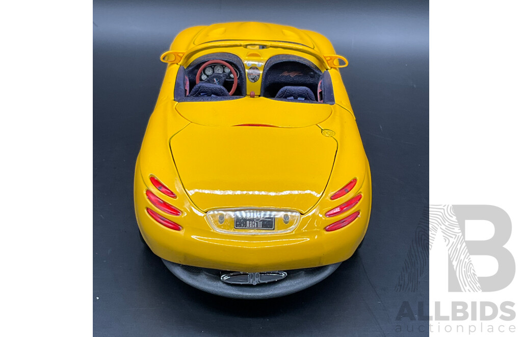 MAISTO Special Edition Mustang Match III 1:18 Scale Model Car 31815