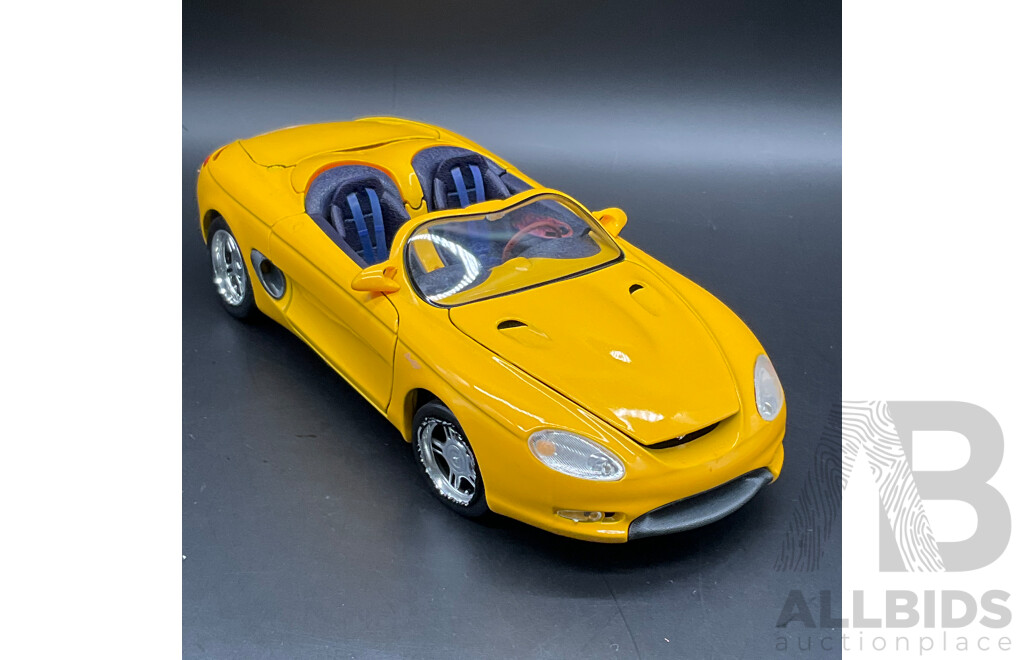 MAISTO Special Edition Mustang Match III 1:18 Scale Model Car 31815