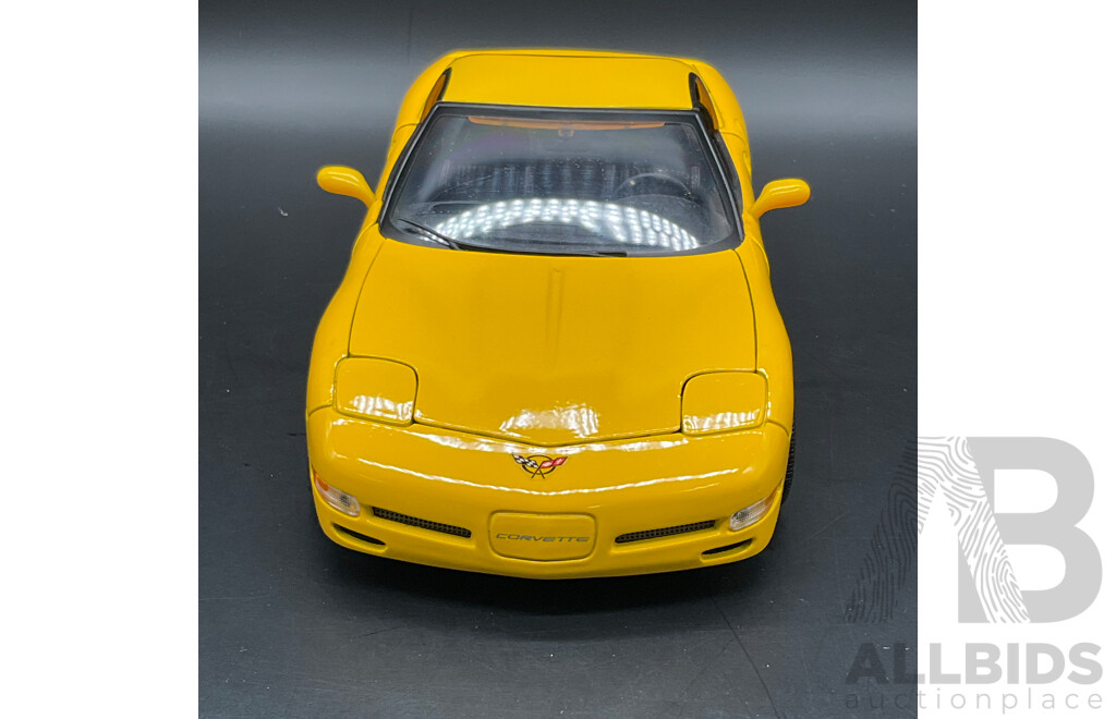 MAISTO Special Edition Chevrolet Corvette Z06 (2001) 1:18 Scale Model Car 31889