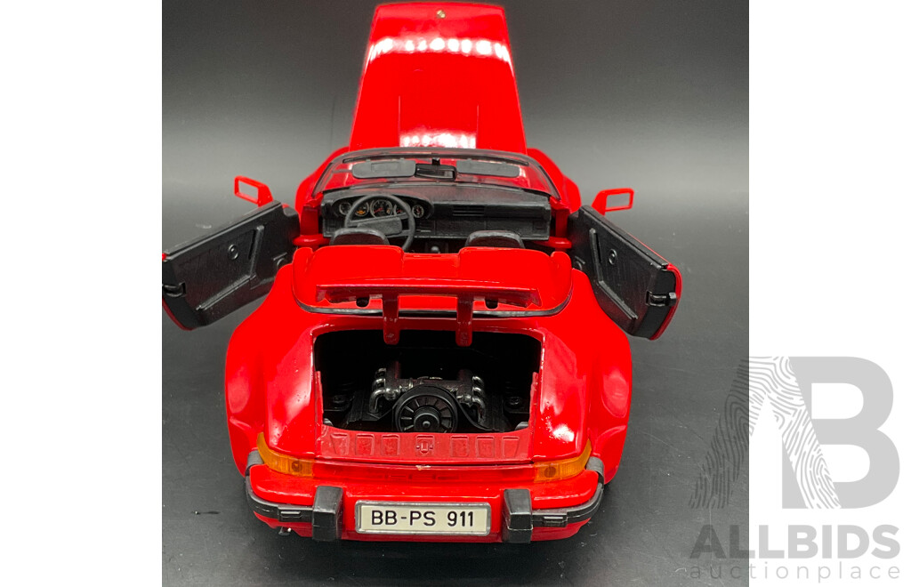 MAISTO Special Edition Porsche 911 Speedster 1:18 Scale Model Car 31802
