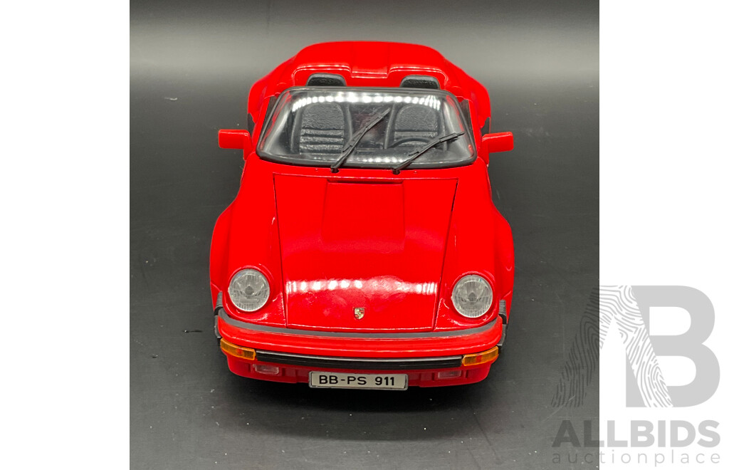 MAISTO Special Edition Porsche 911 Speedster 1:18 Scale Model Car 31802