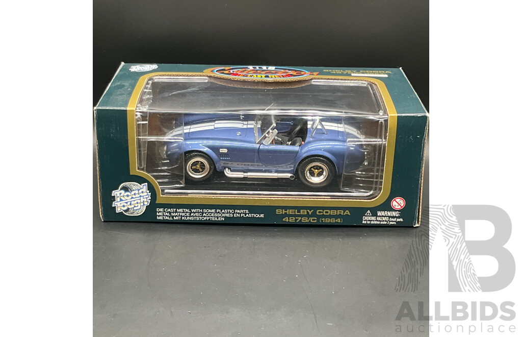 ROAD TOUGH Shelby VCobra 427S/C (1964) 1:18 Scale Model Car 92058