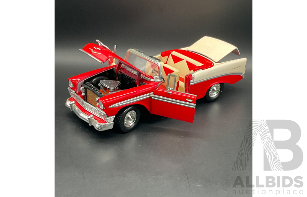 ROAD LEGENDS Chevrolet BEL AIR (1956) 1:18 Scale Model Car 92128