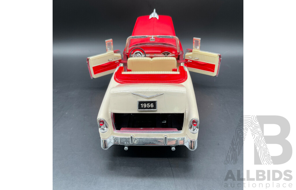 ROAD LEGENDS Chevrolet BEL AIR (1956) 1:18 Scale Model Car 92128