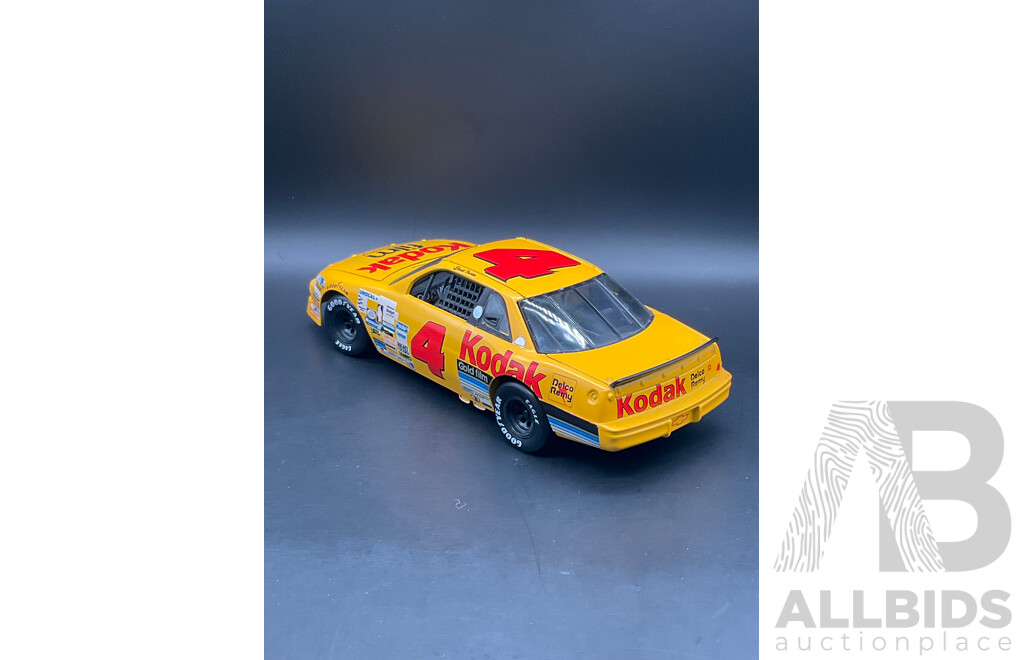 AMERICAN MUSCLE Kodak Film Chevrolet 1:18 Scale Model Car 7450
