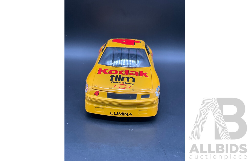 AMERICAN MUSCLE Kodak Film Chevrolet 1:18 Scale Model Car 7450
