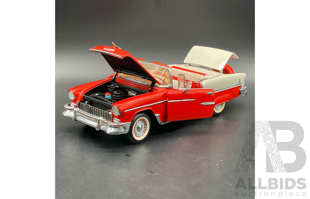 FRANKLIN MINT PRECISION MODELS 1:24 Scale Model - 1955 Chevrolet Bel Air Convertible and 1955 Ford Fairlane Crown Victoria - Lot of 2