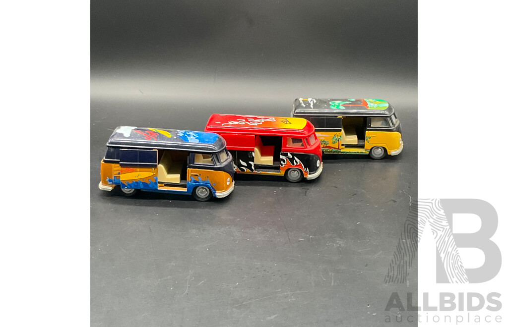 Collection of Assorted Die-Cast Metal Models, Including 1:42 Volkswagen Classic Beetle Bug and Bus Vans, 1:24 1996 Ford F-150 and 1:42 1948 MG TC Roadster  - Lot of 8