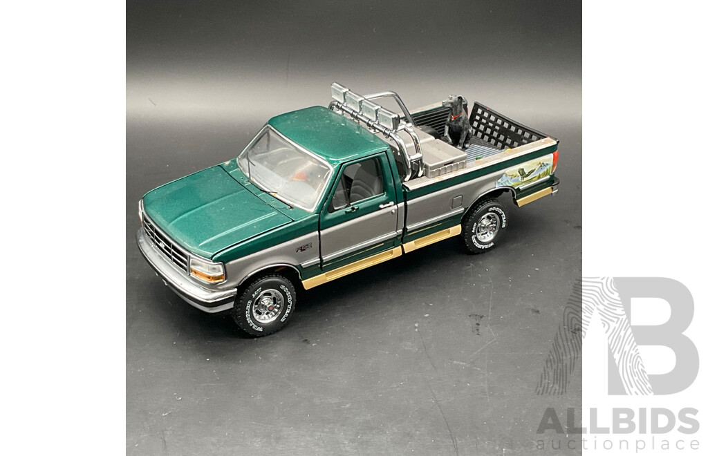 Collection of Assorted Die-Cast Metal Models, Including 1:42 Volkswagen Classic Beetle Bug and Bus Vans, 1:24 1996 Ford F-150 and 1:42 1948 MG TC Roadster  - Lot of 8