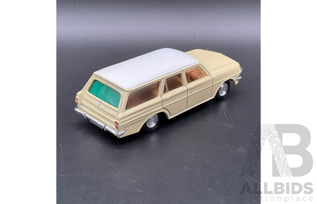 TRAX EH Holden Station Wagon 1:43 Scale Diecast Model (8011)