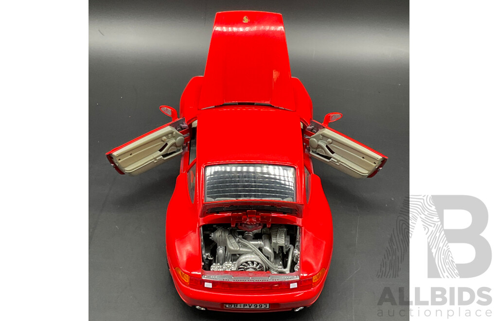 BURAGO Porsche Carrera (1993) 1:18 Scale Model Car 3050