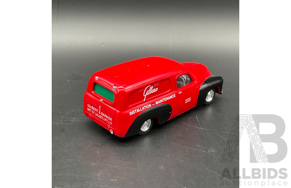 TRAX FJ Holden Van Gilbarco 1:43 Scale Diecast Model (8003G)