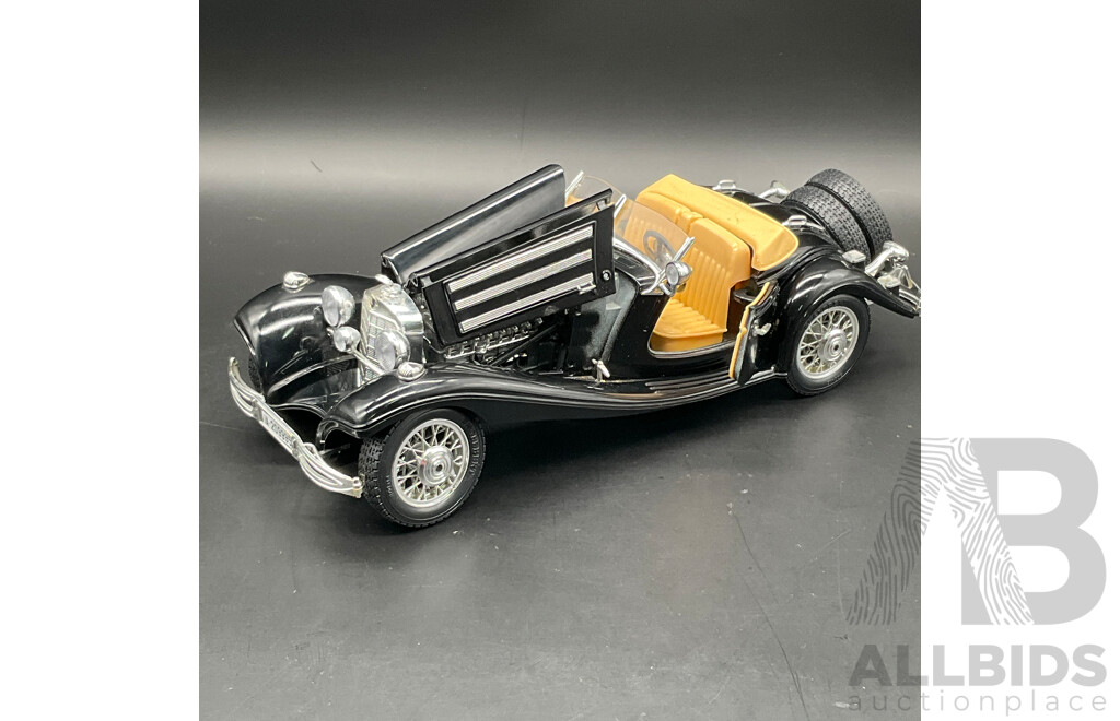 BURAGO Mercedes Benz 500K Roadster (1936) 1:18 Scale Model Car 3020